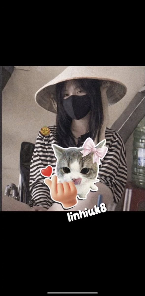 linhiuk8's tweet photo. Muốn xem em không nè https://t.co/Sh6LNdt97s
