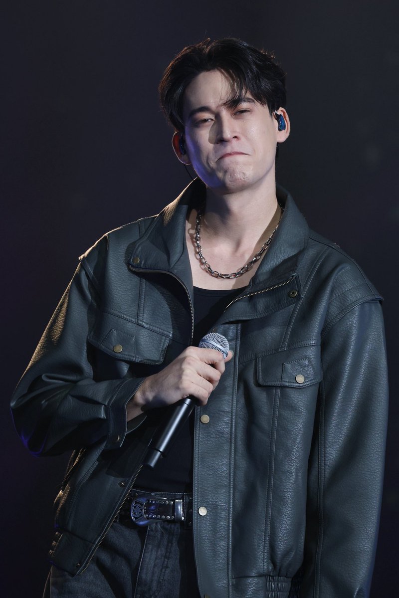 Butterflynabe's tweet photo. ใช่กวินมั้ยน้าาาาาาา

#GawinCaskey 
#RISERMUSIC https://t.co/qJQwpyoDBf