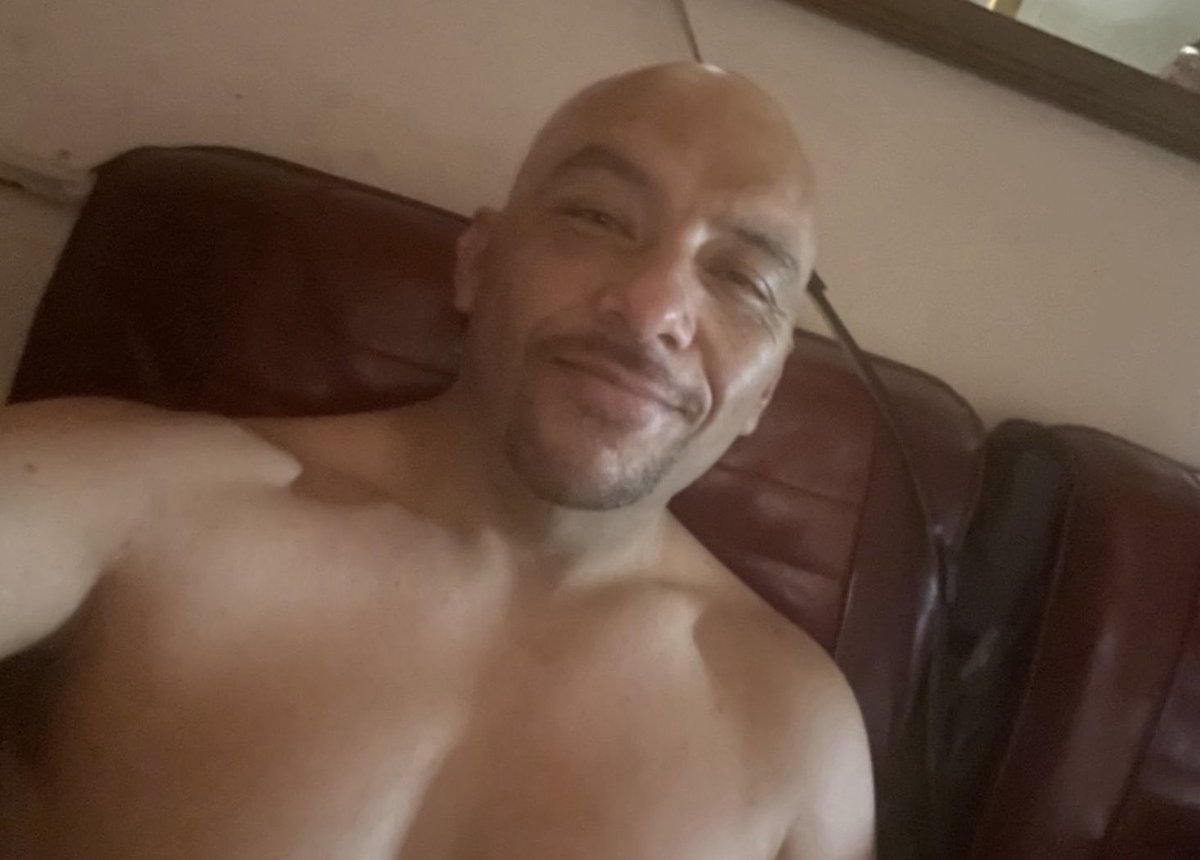 Fonzisofun's tweet photo. What’s Worse? Someone that just wants to fuck you or Someone that just wants your money ? https://t.co/Qlx21FbkHJ