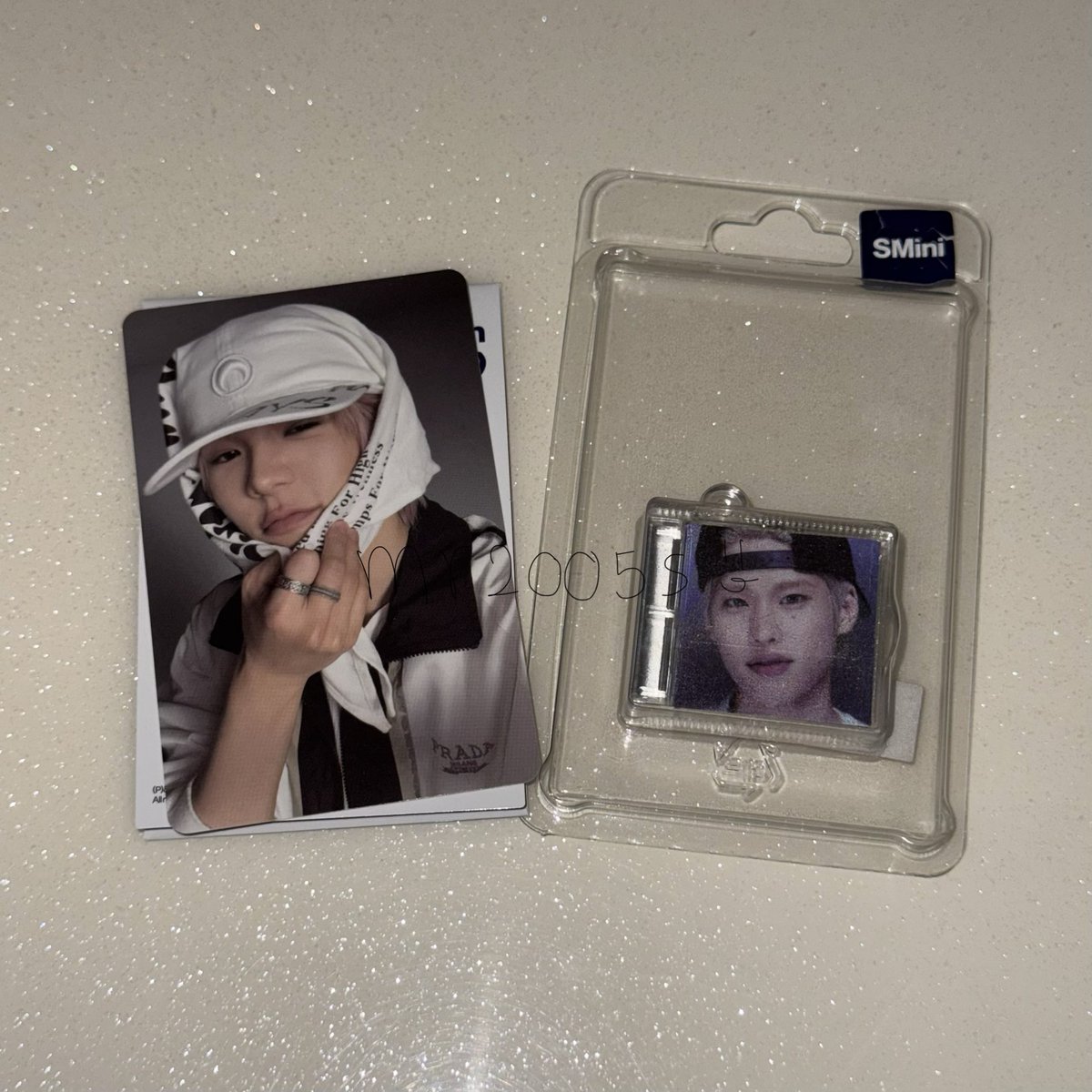 mr2005s's tweet photo. wts | ขาย

Smini 120.-

ปกโซฮี การ์ดโชทาโร่ 💂🏻‍♂️🧋

🚛💨 (free shipping)

 #ตลาดนัดน้องข้าว #ตลาดนัดRIIZE https://t.co/cg2dLmzrg5