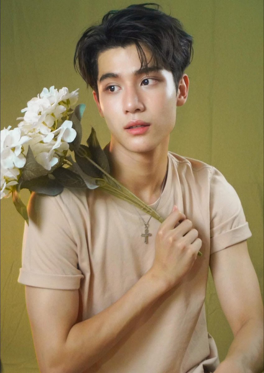 prwnsr's tweet photo. องศา ธีธัช diwaaaa https://t.co/4q4nS9JtbC