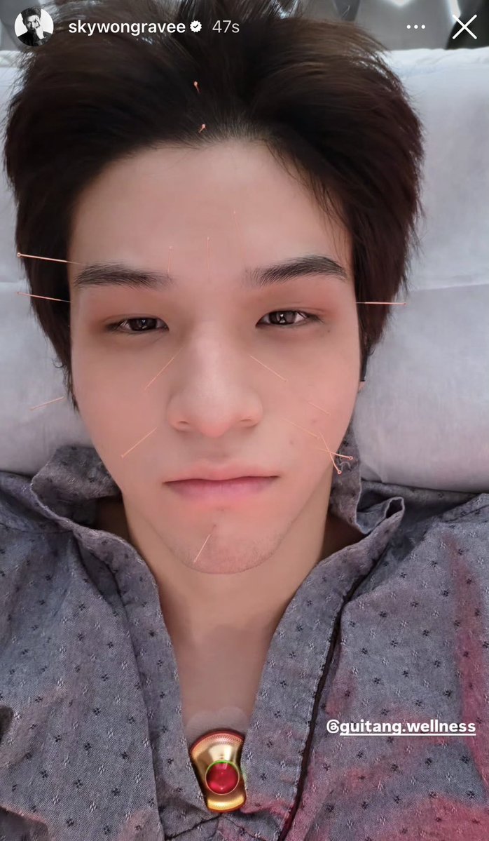 isknnu's tweet photo. วันหยุดพี่กายแอบไปซ่อมร่าง https://t.co/MbcCf8vHyG