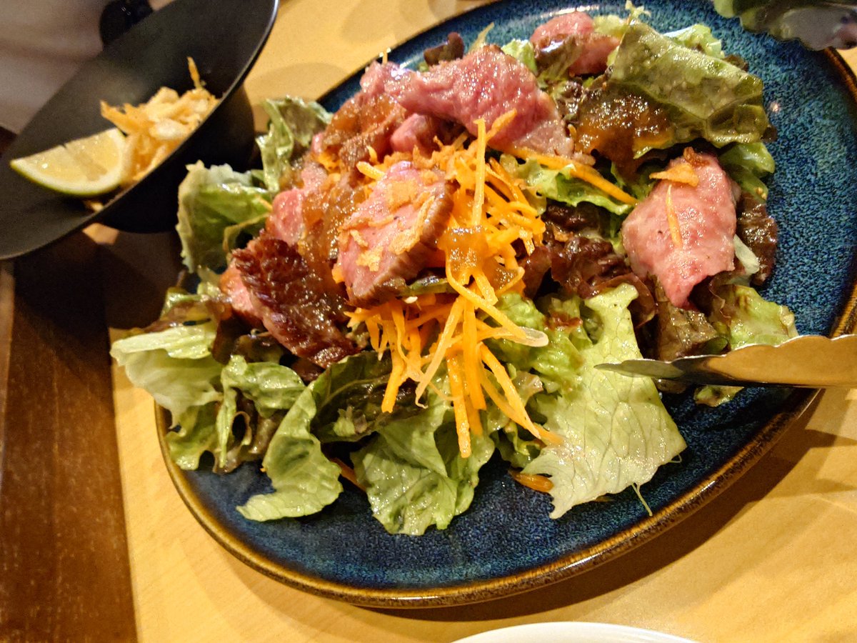 maimai_imaima's tweet photo. いいイタリアンで、はぴばディナーいただきますよ https://t.co/ZRDoB4dmTQ
