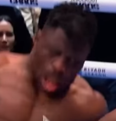 adaada374617's tweet photo. @hayjivepicks ? 

Already lost a couple times, got destroyed in boxing, left the UFC and ducks Rico Verhoeven and only fights bums now

Let it go https://t.co/QZoTyOqUgL