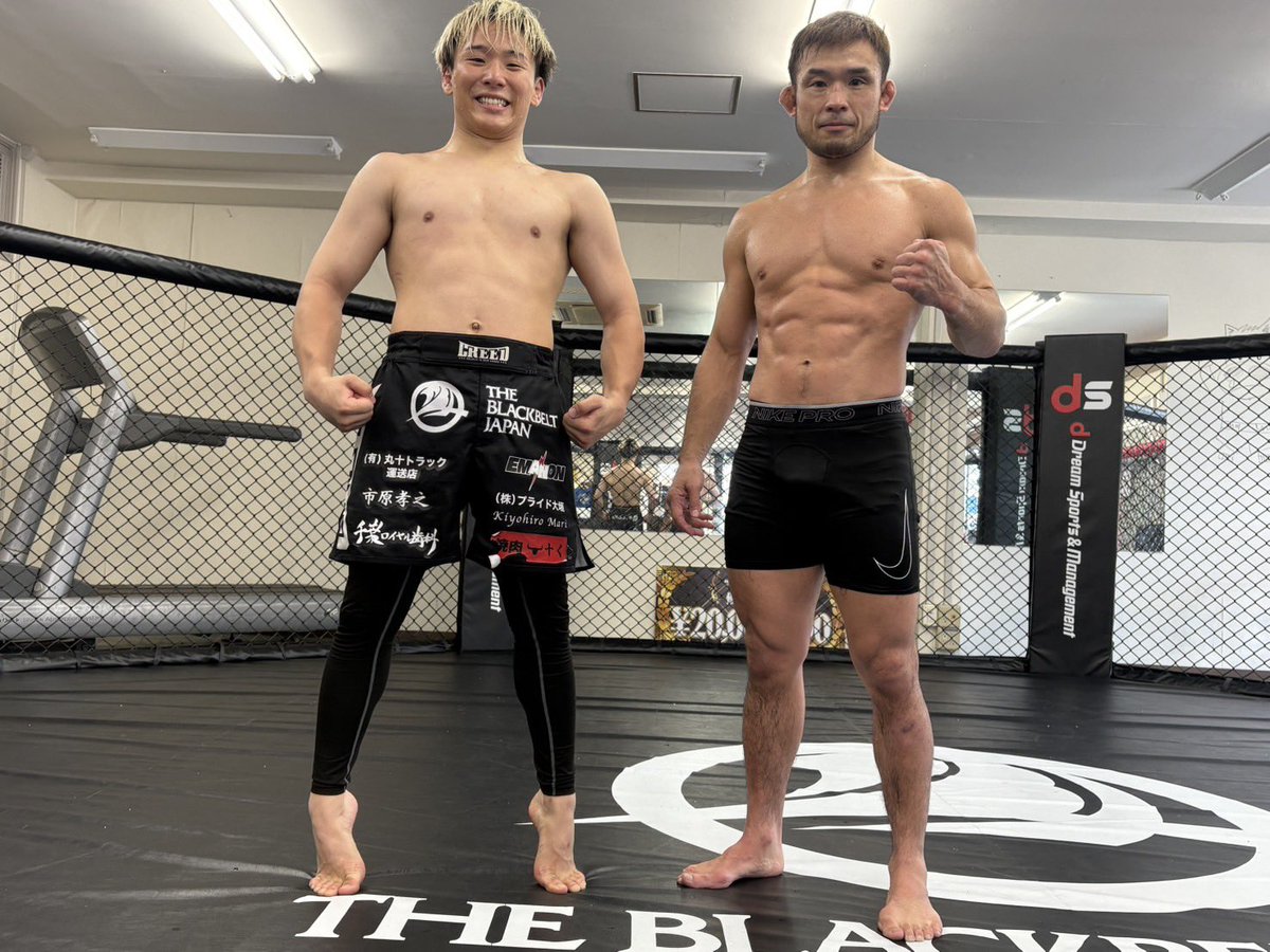 MMA_Shunma's tweet photo. トップファイターから得たことを
しっかり出します。必ず俺が勝つ👑
この写真は前の写真なので
もっと絞れてます。安心してください😂
全局面でねじ伏せます。

 #PANCRASE364 https://t.co/bZVzkCDD0V