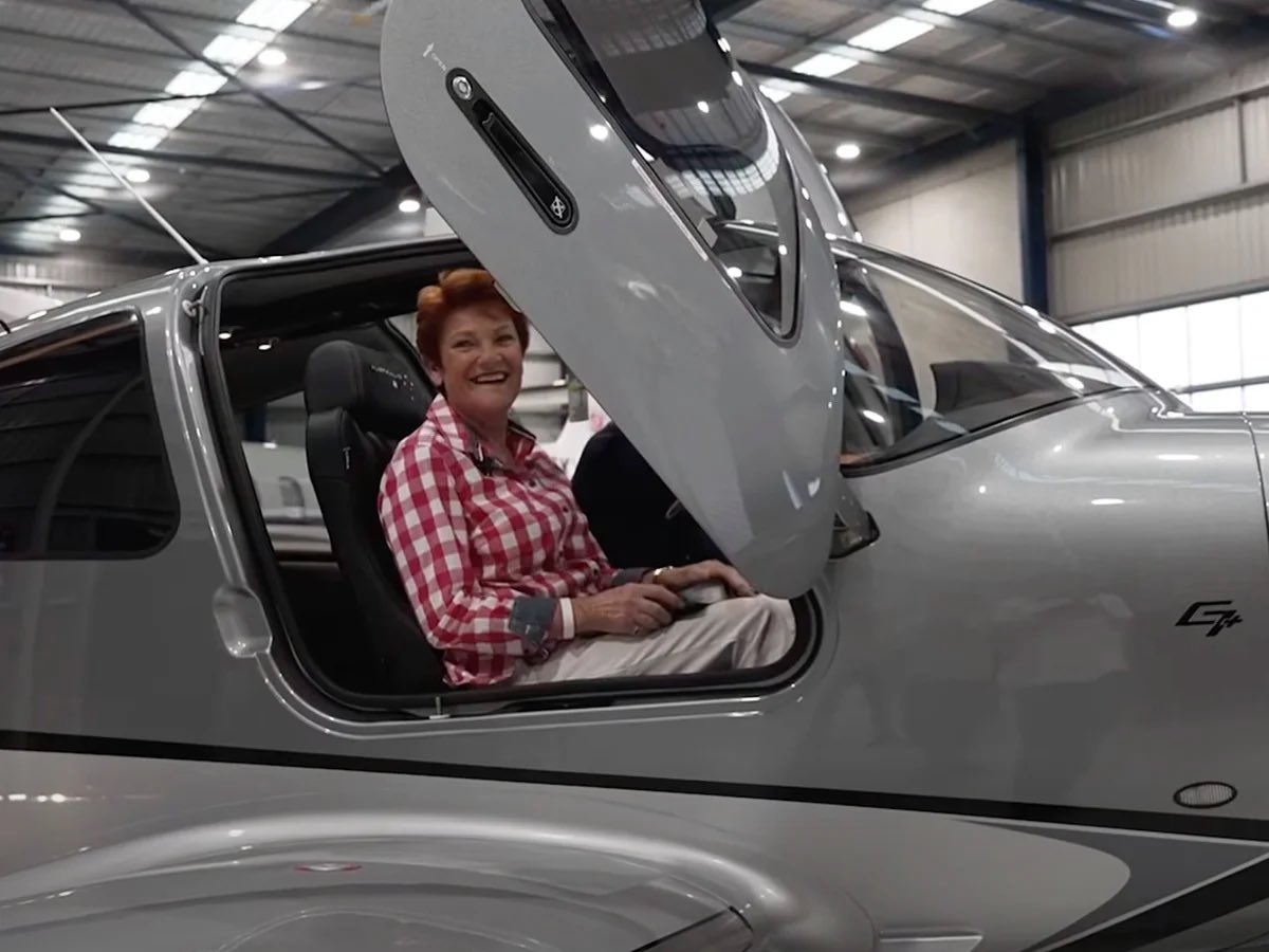 news_australian's tweet photo. Do you support Pauline Hanson’s rich girlfriend, Gina Rinehart, buying up The Lodge &amp; evicting Anthony Albanese immediately?  Pauline moves in at no cost to taxpayers and rules Australia as our first high class PM?

Yes or no?  Discuss
#auspol #paulinehanson #anthonyalbanese https://t.co/dMxFdUz4XI