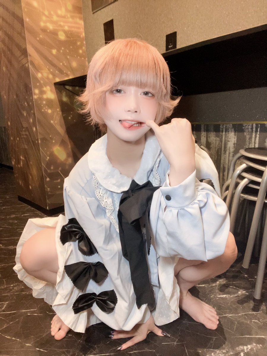 ndou_u's tweet photo. らいぶないと生きれれない子ちゃん⬇️ https://t.co/ovNAWNhFVR