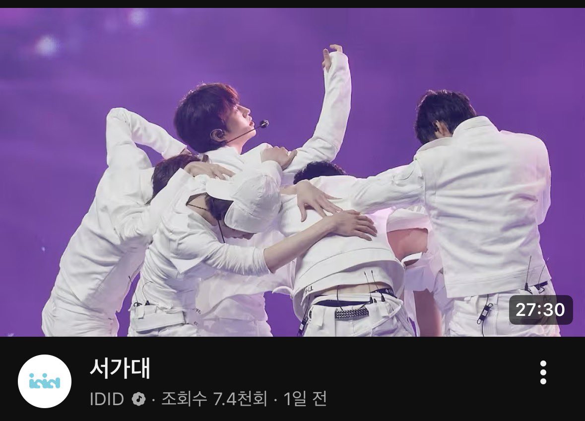 jsmpwb0915's tweet photo. 난 솔직히 비하인드 이렇게 예쁘게 일일이 다 써주던 때가 너무 그리워 요즘 너무 딱딱해졌어 https://t.co/uKXxEaUT8g