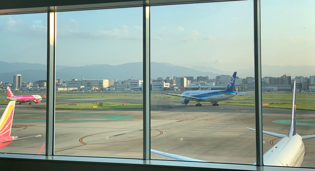 kitutuki06's tweet photo. 福岡着いたー！！！！！！(言われても福岡とわかりずらい画像)(飛行機楽しかった！！！！) https://t.co/VSSDRvEgI5