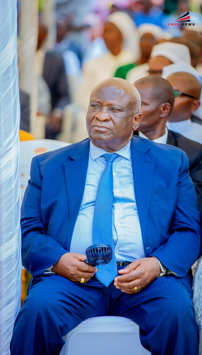 IrisNews_'s tweet photo. âȘđ 16 prĂȘtres ont Ă©tĂ© ordonnĂ©s par lâarchevĂȘque de #Bujumbura, Mgr Gervais #Banshimiyubusa, lors dâune messe cĂ©lĂ©brĂ©e ce 18 juillet Ă la paroisse salĂ©sienne Don Bosco de #Buterere. https://t.co/QCpPyCzp9U