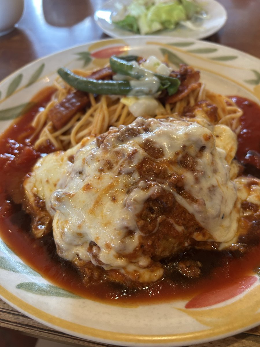 Fontaineschon's tweet photo. 山形飯田にある【ロカーレ】🍝🍽️

オフタイムに行ったので先客1組のみで、すんなりと案内された👏👏👏

注文後もスムーズに出され、今回2度目の来訪なので大きさには既に慣れっこ😆

行く前は持ち帰り容器を頂く予定だったが、その場で完食💪 https://t.co/rDJrYvrH4v