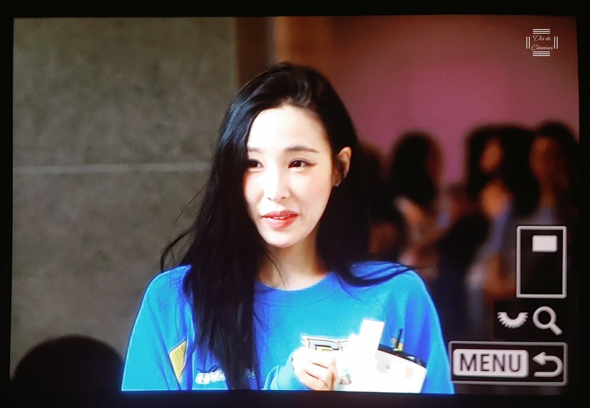 DixdeChemins's tweet photo. 260719 유미의 세포들 퇴근 1

#티파니 #티파니영 #Tiffany #TiffanyYoung @tiffanyyoung https://t.co/SfuJr7JZ3x