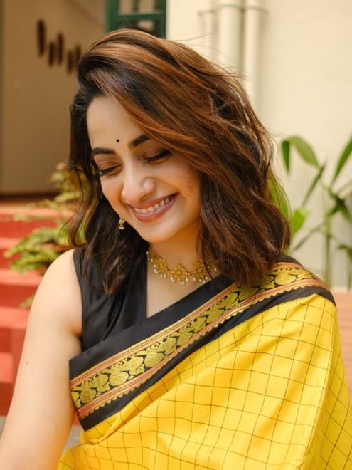 Glamreel's tweet photo. Namitha Pramod✨💛/2
#Namitha #NamithaPramod https://t.co/oCfS5hrTvu