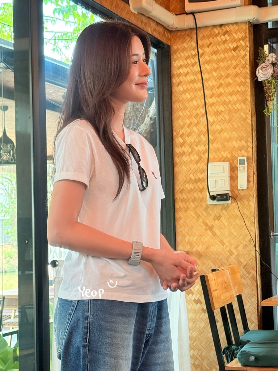 yeop74's tweet photo. ขอบคุณเก้าที่ถ่าย Vlog มาให้ดูนะ 
ทำให้เรานึกถึงประสบการณ์พิเศษครั้งนั้นอีกครั้ง
ขอบคุณที่ทำให้พวกเรามีโอกาสได้สัมผัสประสบการณ์แบบนี้
แล้วก็ทำให้เราได้มีโอกาสบอกสิ่งที่อยากพูดกับเก้าด้วย 💛
@Kaosupassara9 

https://t.co/v3x7uq1qHB https://t.co/Mt4avGMBVj
