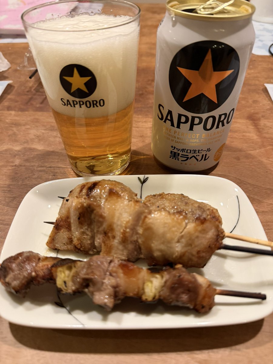 jumbo1091's tweet photo. 今日は金沢八景は柴漁港の #三喜丸 さんから バァチコンアジﾝﾝﾝグゥ〜👍
に行ってきました♪
LT無しのハードモードでツ抜け失敗wでも42㌢の1Gだったので結果オーライ🤣
ジグヘッドはギガアジにはコレ❗️#ヤリエ #アジ勝ちヘッド でタモが無かったのでギガブチ抜きましたw
#リーダー強気の12lb https://t.co/juefKdm5NW