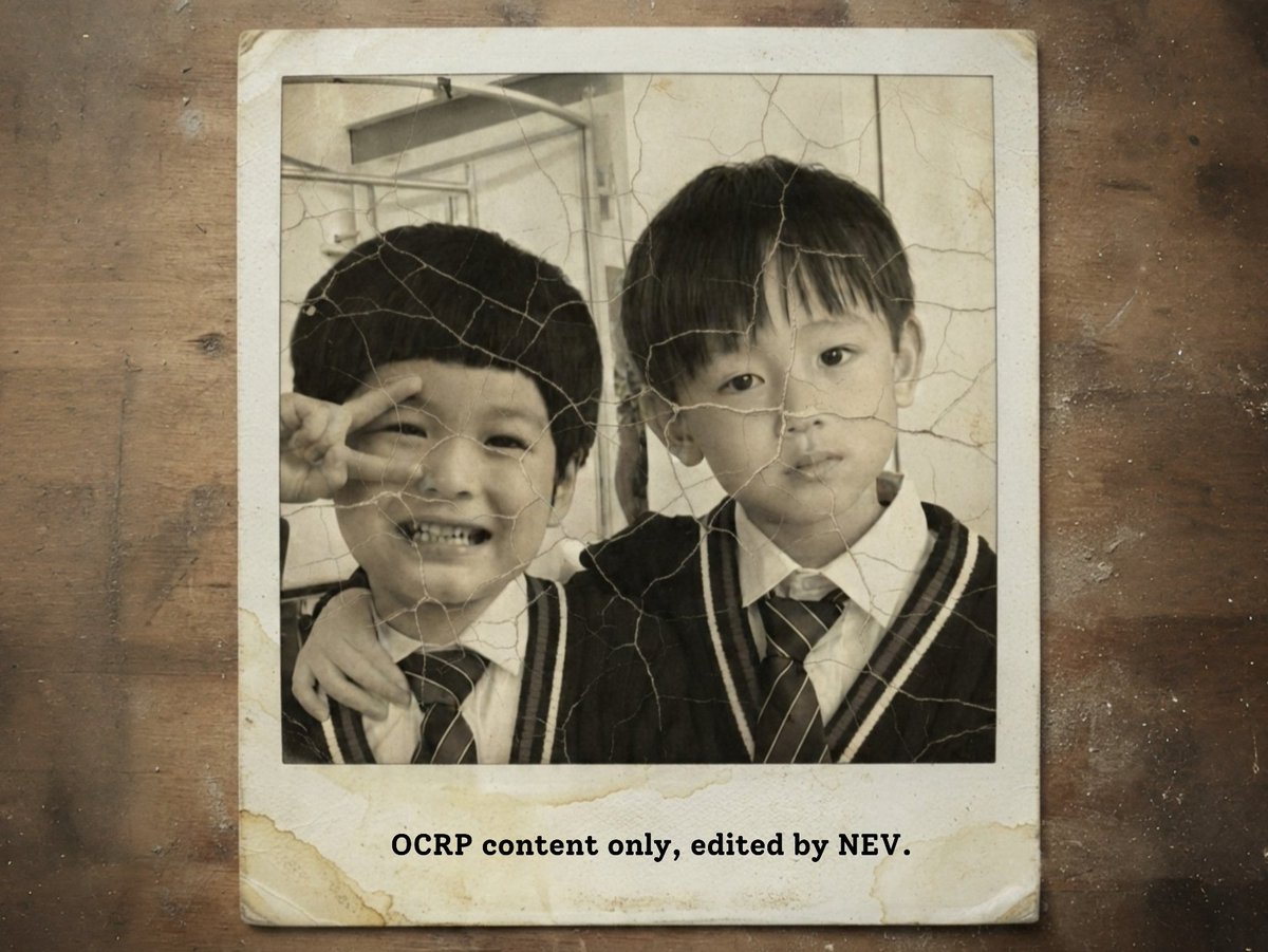 compover's tweet photo. ㅤ
X, DO YOUR MAGIC — HELP REPOST 

Ada yang kenal anak di sebelah kanan? Aku nemuin foto ini di dalam laci rumah lamaku. Sama sekali gak inget siapa dia, tapi kayaknya dulu kita deket(?) karena di beberapa foto lain, ada dia juga. 
Kalo kenal boleh reply atau DM, Terimakasih.
ㅤ https://t.co/tfEyVkzPIm