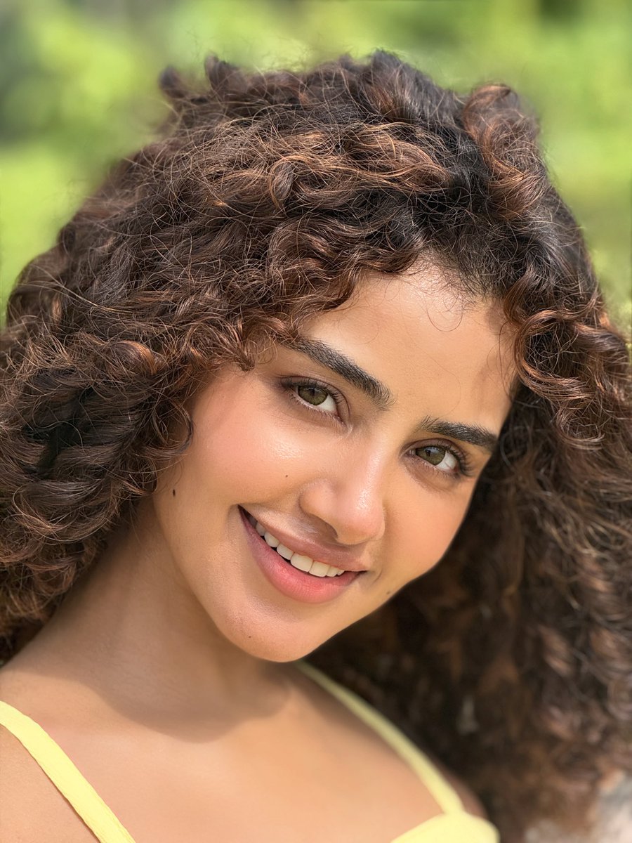 anupamahere's tweet photo. Hey ! https://t.co/072VIMvqOO