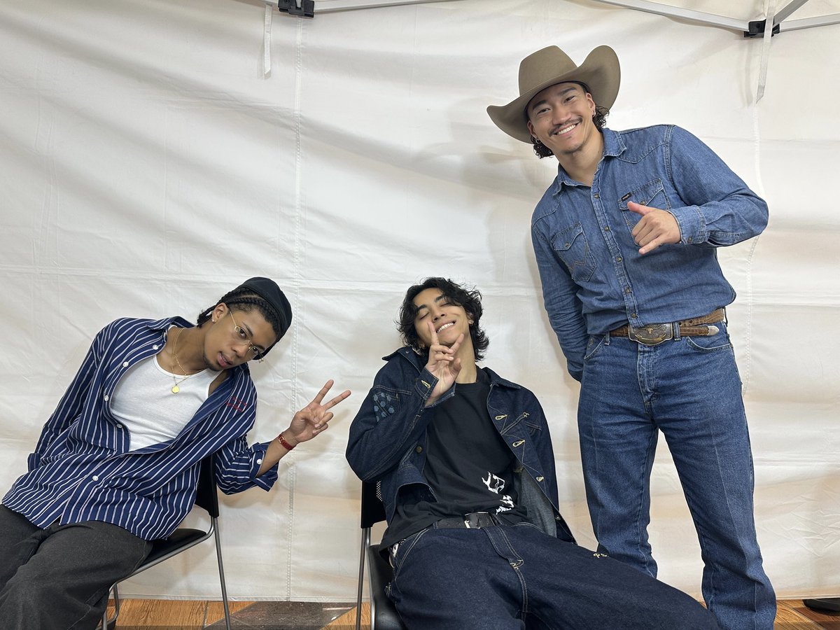psyfe_official's tweet photo. [📸]

PSYCHIC FEVER 2nd ALBUM
「DIFFERENT」発売記念リリースイベント

[SAITAMA]
イオンレイクタウンmori 1F 木の広場

Thank you !!

NEXT >>> 7/26 (日) HYOGO

┈┈┈
2nd ALBUM 『DIFFERENT』
https://t.co/Z28oeX55Kg
┈┈┈
"If You're Mine" Official Music Video
https://t.co/5fjy7TksWo
┈┈┈

#PCF_DIFFERENT
#PSYCHICFEVER
