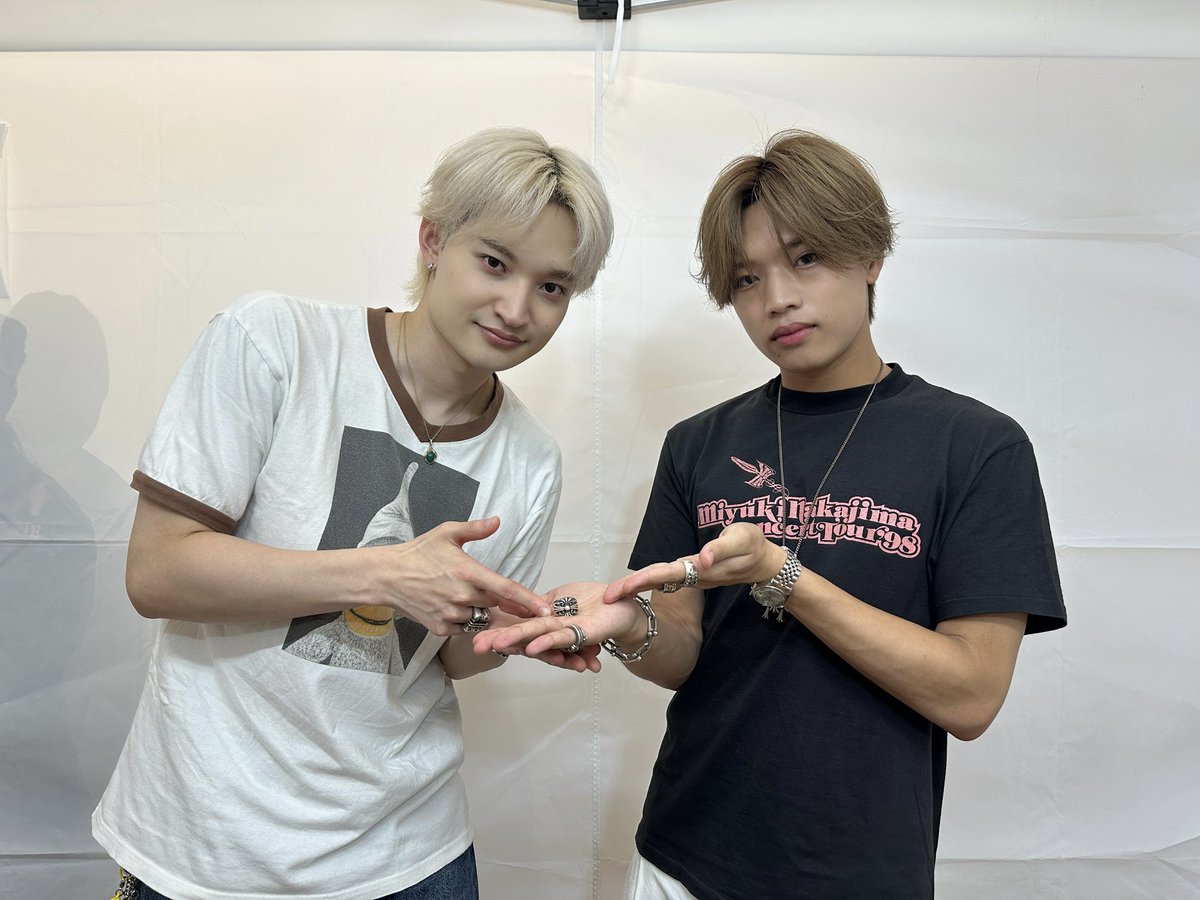 psyfe_official's tweet photo. [📸]

PSYCHIC FEVER 2nd ALBUM
「DIFFERENT」発売記念リリースイベント

[SAITAMA]
イオンレイクタウンmori 1F 木の広場

Thank you !!

NEXT >>> 7/26 (日) HYOGO

┈┈┈
2nd ALBUM 『DIFFERENT』
https://t.co/Z28oeX55Kg
┈┈┈
"If You're Mine" Official Music Video
https://t.co/5fjy7TksWo
┈┈┈

#PCF_DIFFERENT
#PSYCHICFEVER