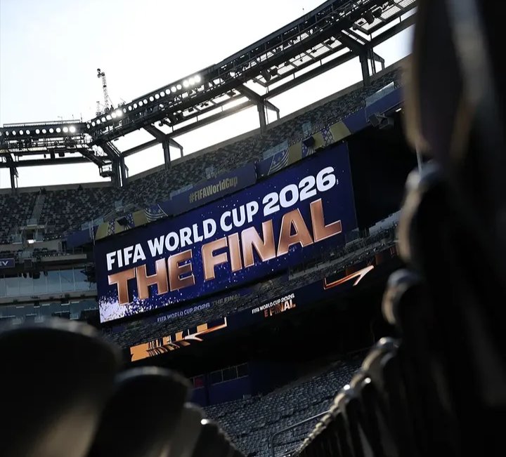 prpldora1's tweet photo. BTS IN FIFA W⚽️RLD CUP [ AT 4 AM KST]- Will go prvt before the show starts📍

-FOR FAST AND MORE LINKS FOLLOW AND JOIN : https://t.co/mtoVnmUfiF

A THREAD🧵: https://t.co/B4w8hiy9Wl
