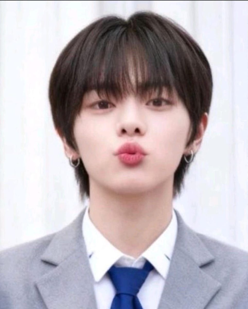leosw08220508's tweet photo. 너무 귀여워 어뜨케💕✨️😘

#리오 #LEO #이리오 #LEELEO https://t.co/CgOLo9CwP0