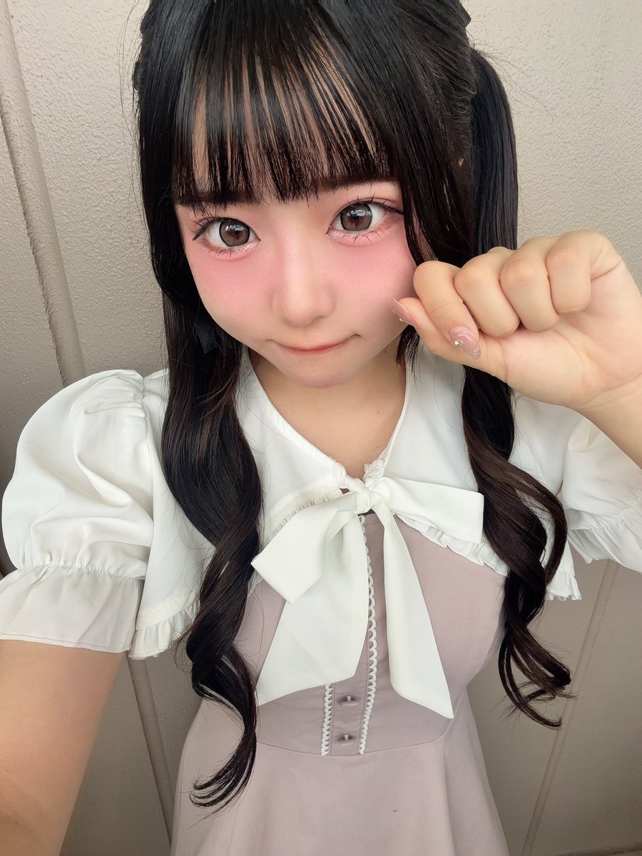 mm_1u's tweet photo. ニアジョイさんのサマーツインテールのリリイベに行ってきました🌻✨
ツインテールです！！
可愛く撮れてますか❔💗
 #ニアジョイ さん #サマーツインテール  #リリイベ  #アイドル  #アイドル志望 https://t.co/wKwL3YsY8F
