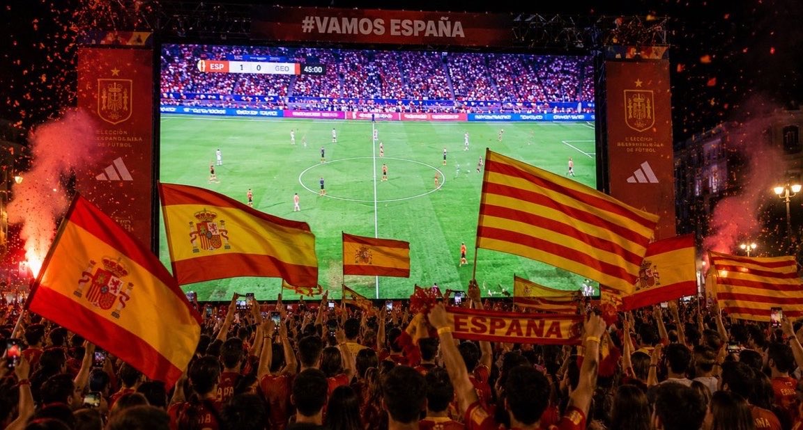 electodatos's tweet photo. ‼️Habrá 📺pantallas para ver la final del ⚽️Mundial en algunos municipios gobernados por el 🎗️independentismo:

✅Sí tendrán pantallas:

📍Martorell (🍈Junts)
📍Vila-seca (🍈Junts)
📍Premià de Dalt (🍈Junts)
📍Premià de Mar (🍈Junts)
📍Tortosa (🍋ERC)
📍Manresa (🍋ERC) https://t.co/XIIkbZqGwi
