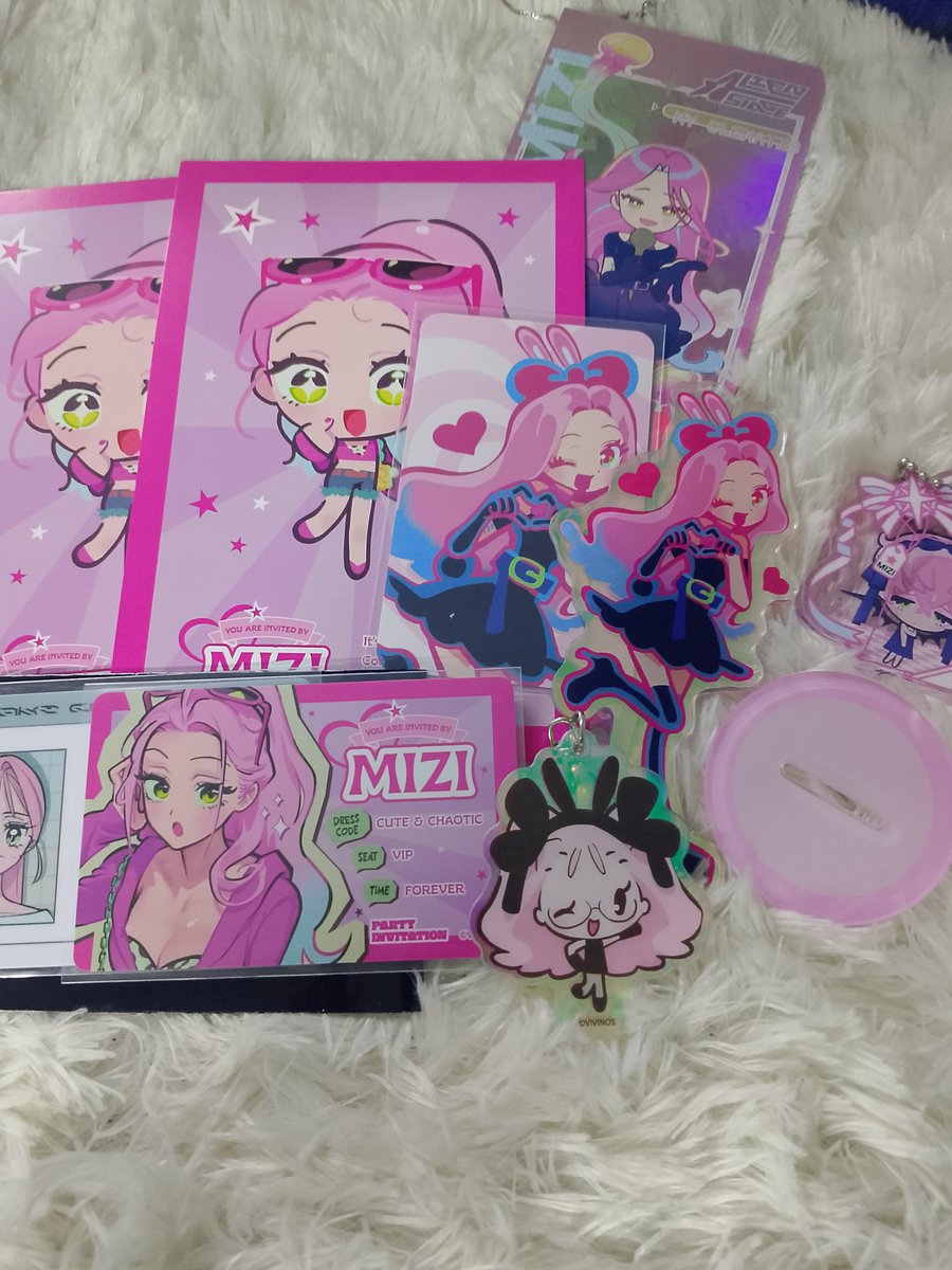 infj_0224's tweet photo. สเเตนดี้กระต่ายมิจีของครบลอกซีนเเล้ว 450บาท
ไอดีการ์ดมิจีอันละ 140บาท มีซอง
โปสการ์ดอันละ 50บาท
พกจอันละ140/150บาท
ตั๋วมิจี80บาท
การ์ดซูอา นร ootd ไอดอลใบละ 40บาท
ค่าส่ง40บาทคะ
ถ้าเหมา1300ร.สได้ทั้งกอง
#ตลาดนัดalienstage 
#ตลาดนัดalnst 
#ตลาดนัดเวทีเอเลี่ยน 
#ตลาดนัดเอเลี่ยนสเตจ https://t.co/5GZxUPKeIN