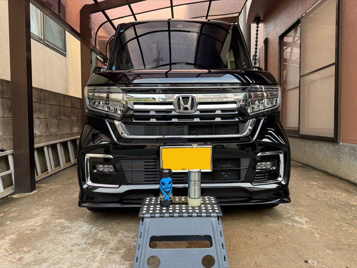 nismo34gtrkouta's tweet photo. 3時間掛けてフル洗車!
シャンプー→ VOODOORIDEで下地水垢取り→スパシャン施工鉄粉は前回やってます。
手磨き疲れたけど、テカテカ😆
#スパシャン #VOODOORide #Nbox https://t.co/wuoHiDDOfj