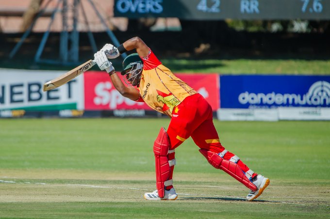 A 63-run partnership between Brian Bennett (42*) and Dion Myers (21*)  Zimbabwe are 69/1 after 10 overs
