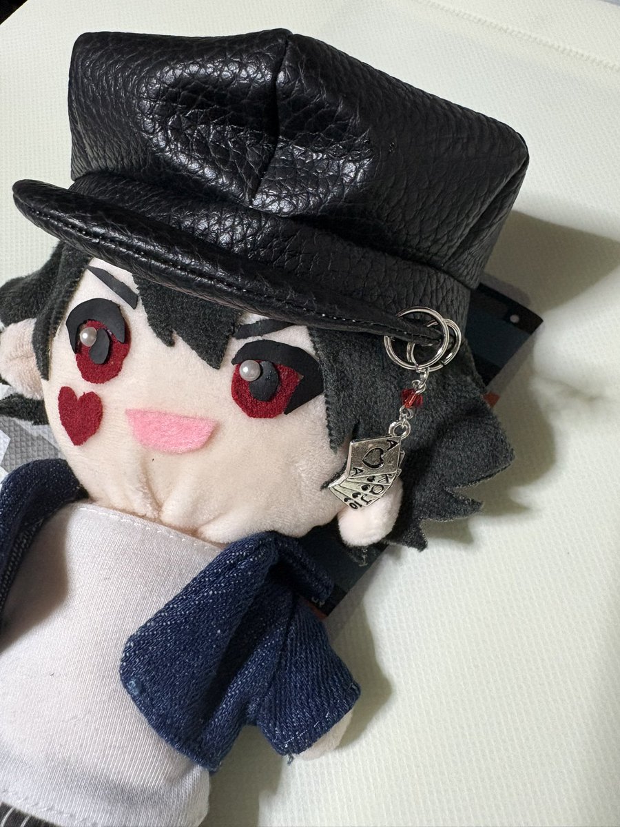 mzzzm028's tweet photo. ぬい用のかっこいい帽子をゲットしたのでカスタムさせていただきました!
めっちゃ似合う🃏♥️
お迎えさせていただきありがとうございました!!
#ComicFortune
#コミックフォーチュン https://t.co/G0YZYEtAl8