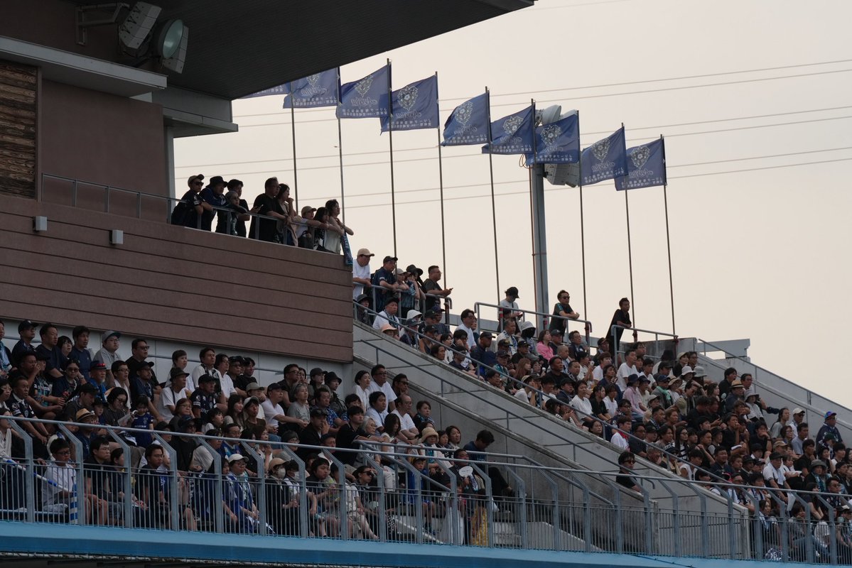 avispa_u18info tweet picture