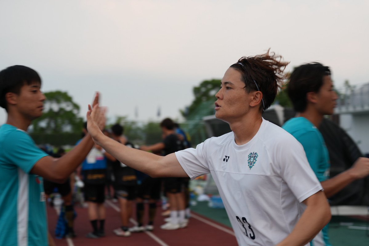 avispa_u18info tweet picture
