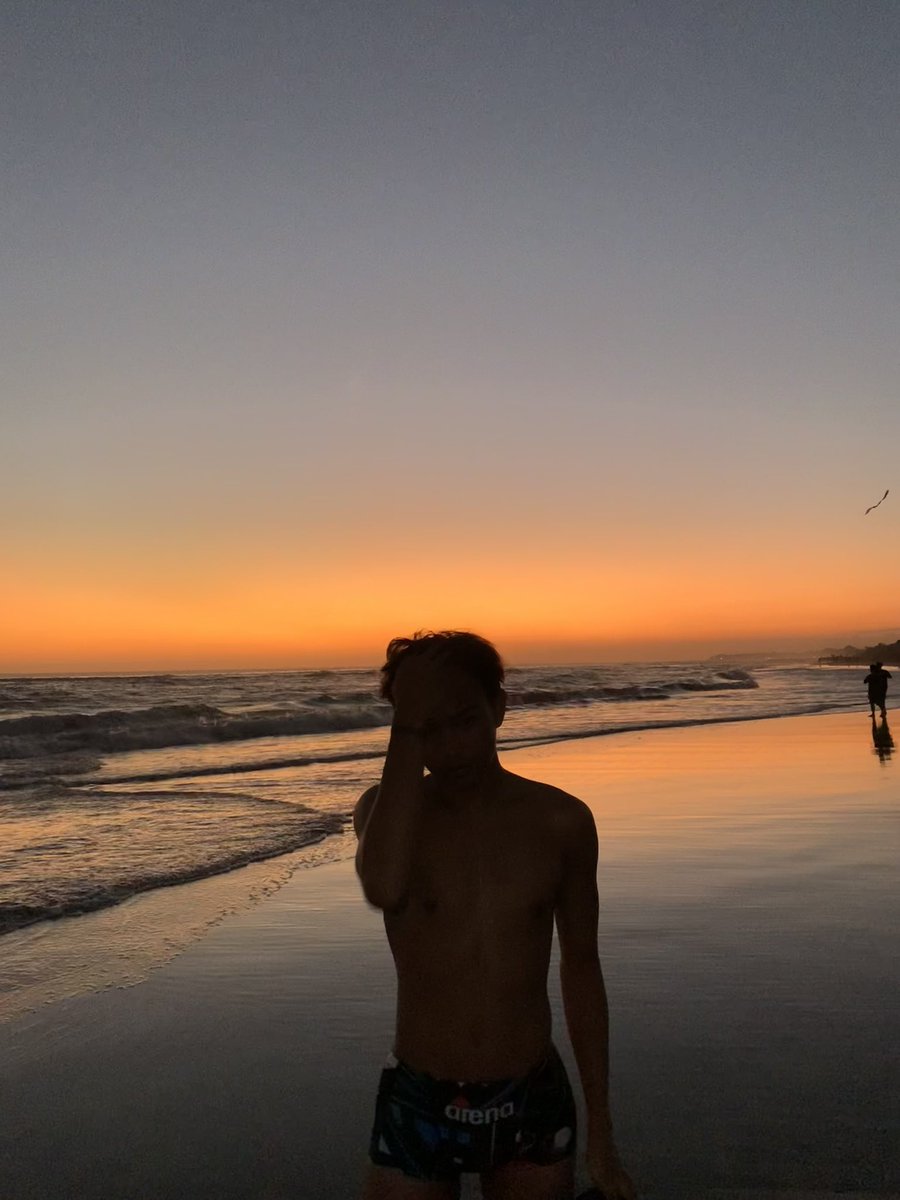 terrylysse's tweet photo. snset brawa is everything #mlm #brawa #bali https://t.co/vJP5POytgg