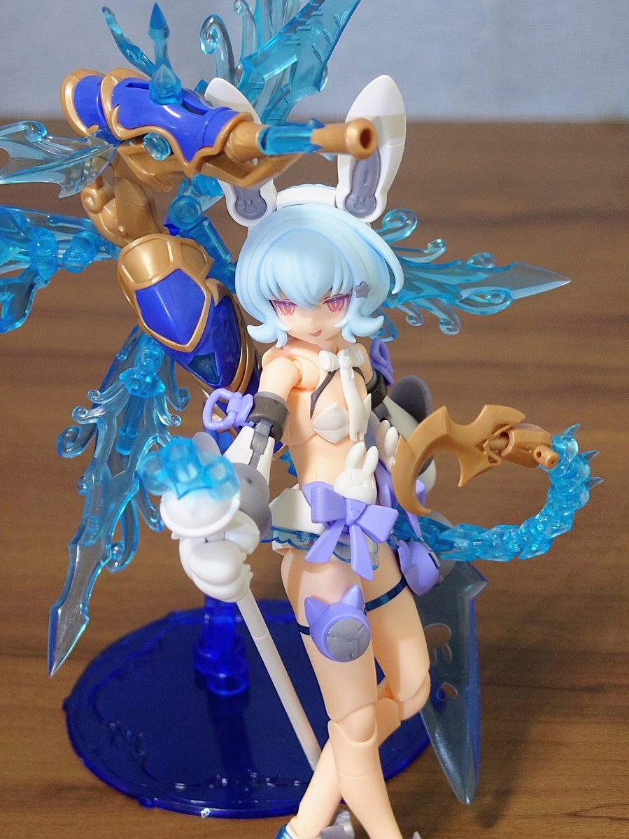 ゼノアルマ ハイドロゼーフォスくん組んだ 身体を武具に出来る