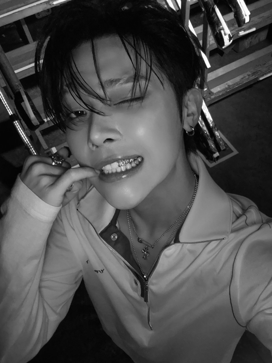 minisodeweno's tweet photo. 😸🦷 https://t.co/2grN5jJWqv
