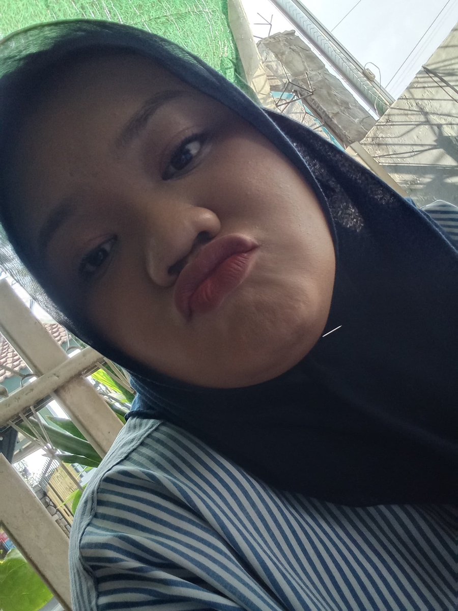 lossdollbolo's tweet photo. Plenger bgt https://t.co/NvaLcw6iPM