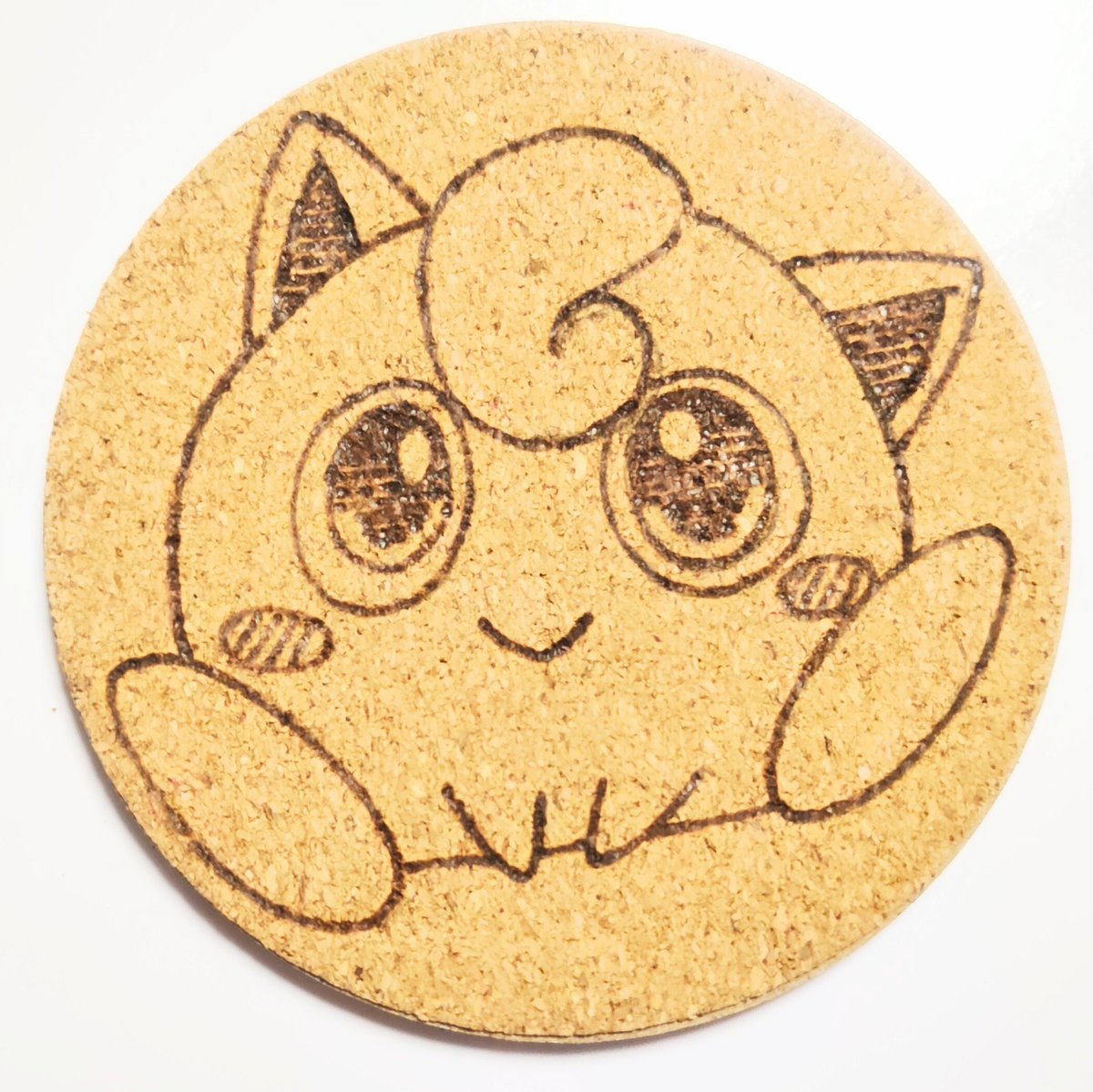 inoma_63's tweet photo. ウッドバーニングでおすわりプリンちゃん
◯のキャラを座らせる時、下の部分を平らにするともっちり感が出て好き🥰 https://t.co/hLJYntkR4w