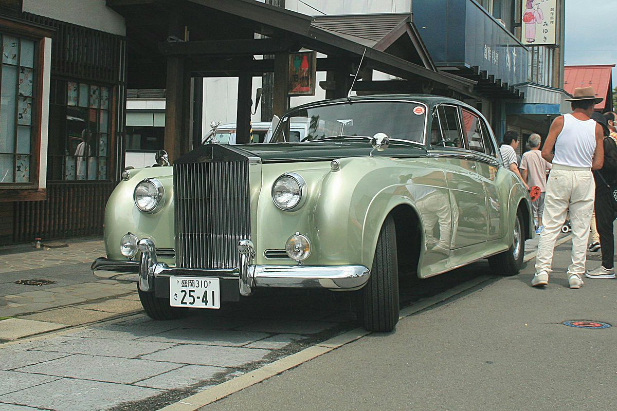 backyardspl's tweet photo. 運転席に乗せて下さったオーナー様
貴重な体験をさせていただきました
心の底からありがとうございます

#クラシックカークラブ青森ミーティングinこみせ https://t.co/0bUWQFHoxq