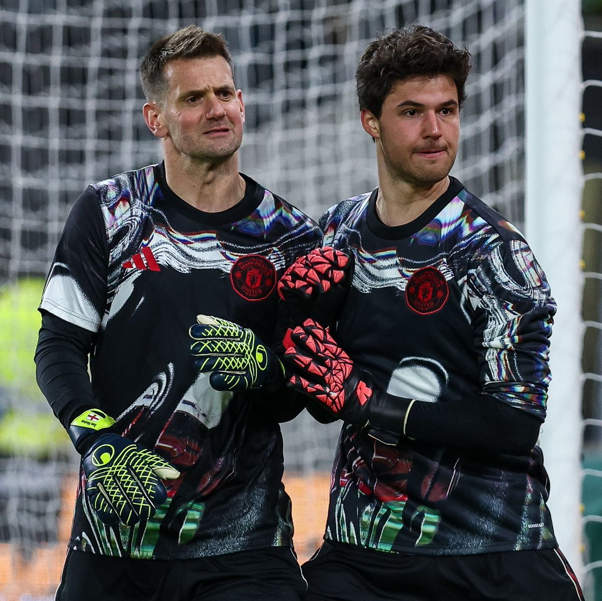 TyMarshall_MEN's tweet photo. 🧤 This is why Manchester United were keen to keep Tom Heaton around for another season. A leader in the dressing room and a mentor to Senne Lammens, and he's spoken to the Belgian since his World Cup mistake #mufc
"I spoke to him. He's obviously off on a break now, a much-needed break, I think a long World Cup. It was obviously a challenging moment for him, but I think that's the life of a goalkeeper.
"As soon as you put the gloves on and go between the sticks, you have to be ready to deal with that. He certainly is. I actually think he'll be stronger for it.
"I think his personality is fantastic for a goalkeeper, so no issues there. It's obviously disappointing for him, but as I say, I do honestly think it can help him in the long run."