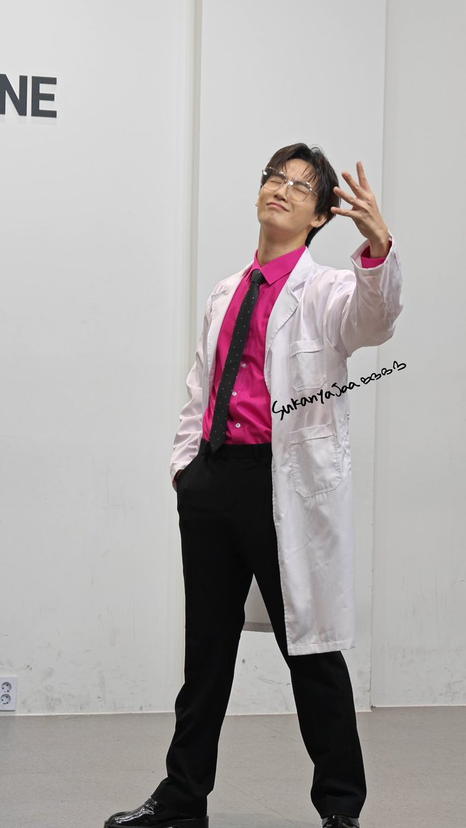 SukanyaJaa's tweet photo. อินเนอร์ ดร.เจย์ แรงมากกกกก 😂

#JAYB #제이비  @defjaybkr https://t.co/WjmSvJuVL7