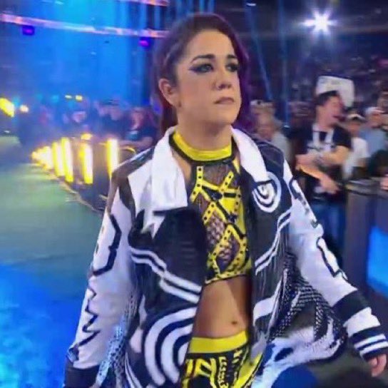 WrestleHer247's tweet photo. Bayley is the definition of a consummate professional. No matter the role, she delivers every single time and helps elevate everyone around her. She deserves her flowers. 🌹 https://t.co/0xoecPKLrL