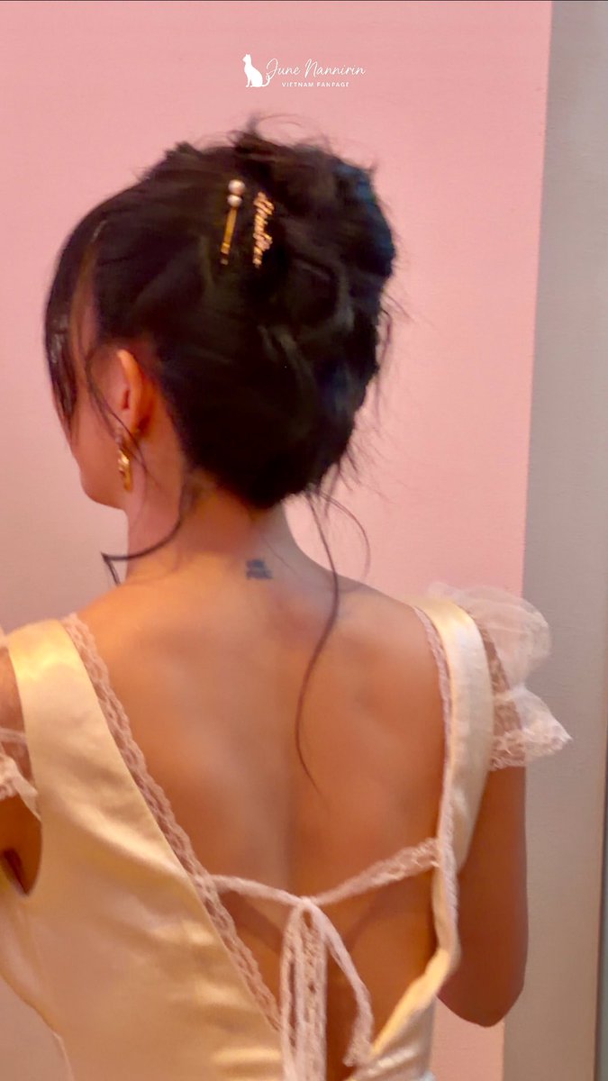 JuneNannirin_VN's tweet photo. Look at her sexy back 🥹💗
🐈⬛✨
#SecretDateEnjoyJune
#Junenannirin #จูนณัณณิริณ
#Junenannirinvietnamfanpage https://t.co/TM3FfTYU2m