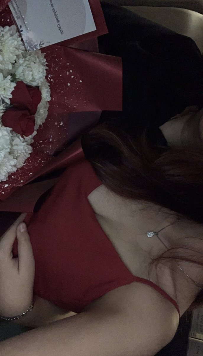 gadulungantuk's tweet photo. happy birthday sayangg❤️ https://t.co/4GnD2tyh8n