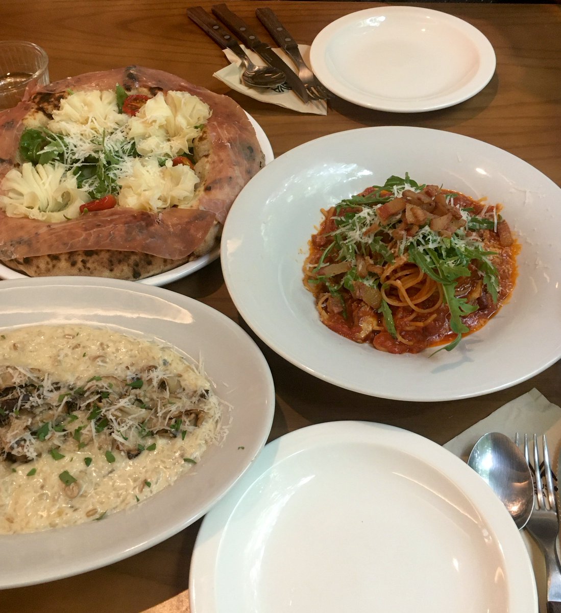 muk_yes's tweet photo. 오랜만에 개쩌는 양식집 찾아서 기분째짐 https://t.co/UarJJXpz3f