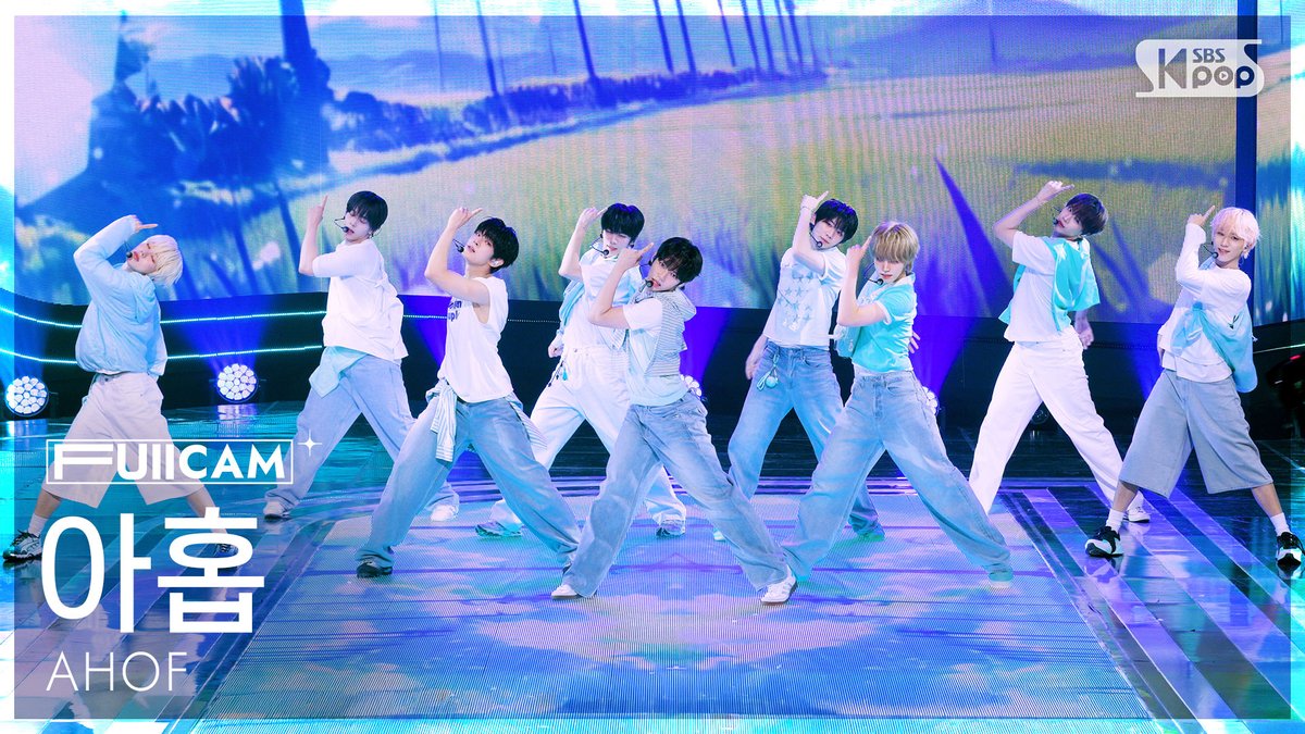 kpop_sbs's tweet photo. [📽#안방1열풀캠] 아홉 - RUN TO YOU

#인기가요 #아홉 #AHOF #RUN_TO_YOU @AHOF_official

📌https://t.co/8umQBk1Sie https://t.co/JPNrUjYGoK