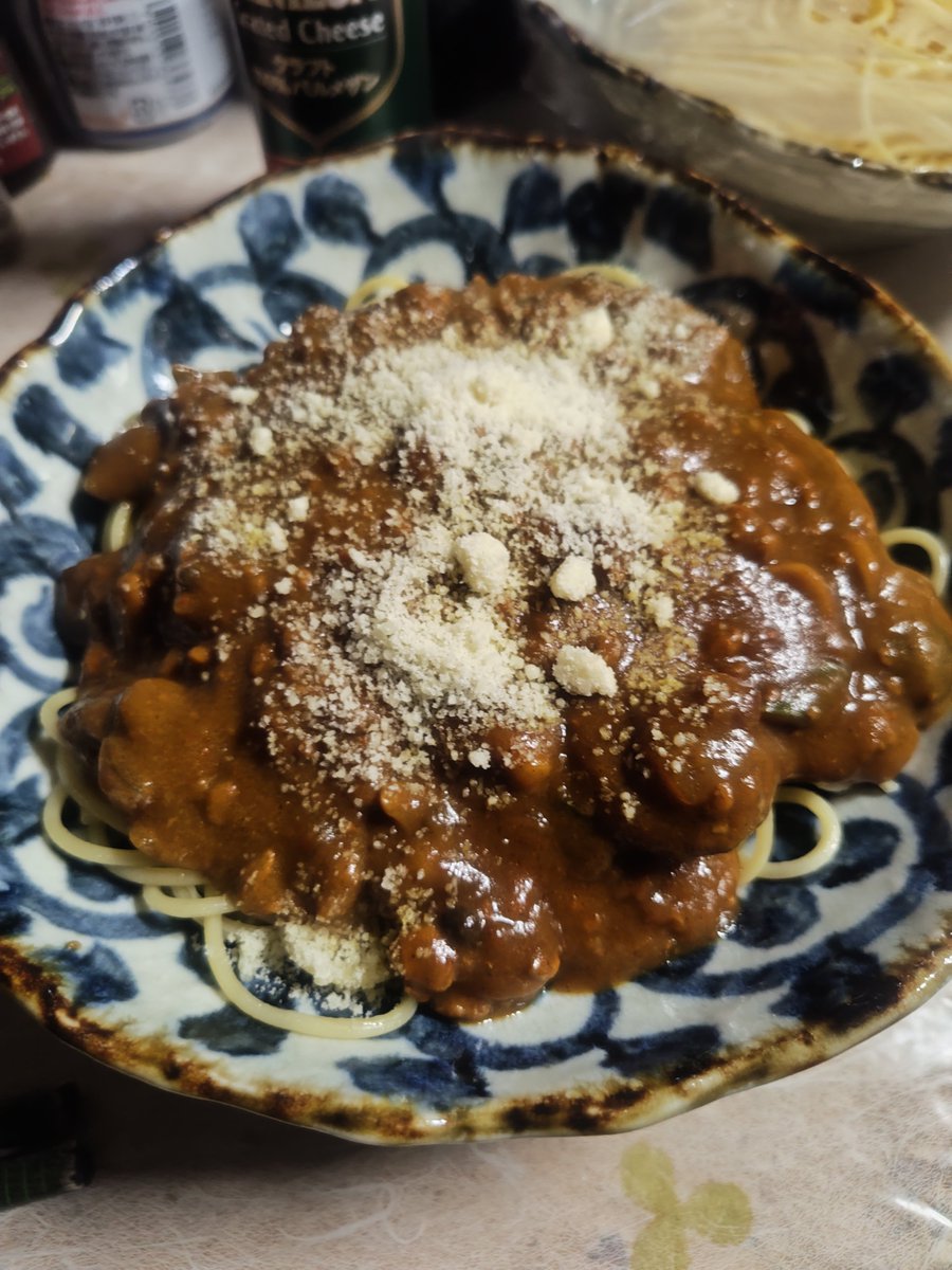 masakitoshisuke's tweet photo. カレーでスパゲッティ https://t.co/HVjtfcQzY9
