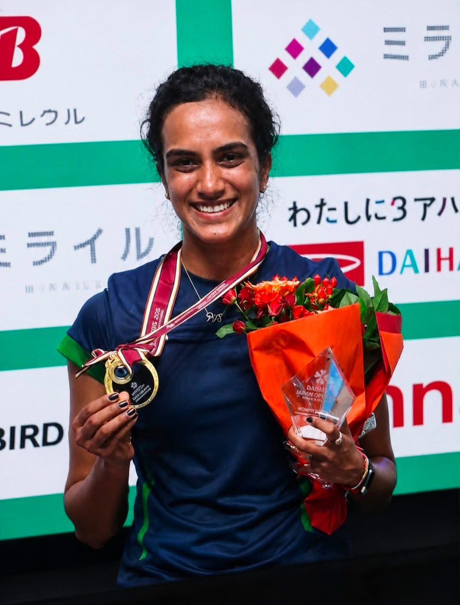 MeherRamesh's tweet photo. Proud moments First Indian 🇮🇳 to won Japan open final Big congratulations @Pvsindhu1 👏🏻👏🏻👏🏻👏🏻👏🏻 https://t.co/FXAfJ9GUM1