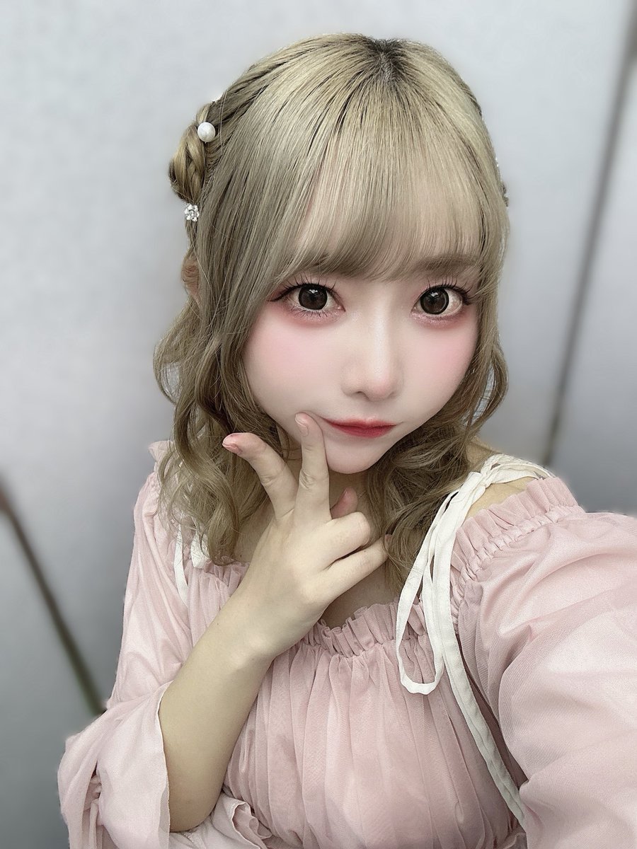 YurikaMusic10's tweet photo. Yurika oneman live in Osaka🎤
《Original》×《Cover》🫧
⁡
ご来場ありがとうございました🤍そしてオンラインで見届けてくださった皆様も
ありがとう☺️
⁡
次のライブは10/10 新宿Wild Side Tokyo
！Birthdayワンマン🎂また10月に会おうね🫶

見逃した方はこちらから▶︎ https://t.co/Kd7X41FytQ https://t.co/1stO7nRdVB