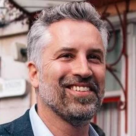 PauloDanie73211's tweet photo. Pedro Nuno Santos - Um novo Partido à Esquerda?

Pedro Nuno Santos é um político fora da caixa, que fazem falta à política dos nossos dias.

Será que para a próxima legislatura, PNS encabeça um novo partido progressista de esquerda e mete no saco o Bloco, Livre e uma parte do PS? https://t.co/xeHiLAoHvU
